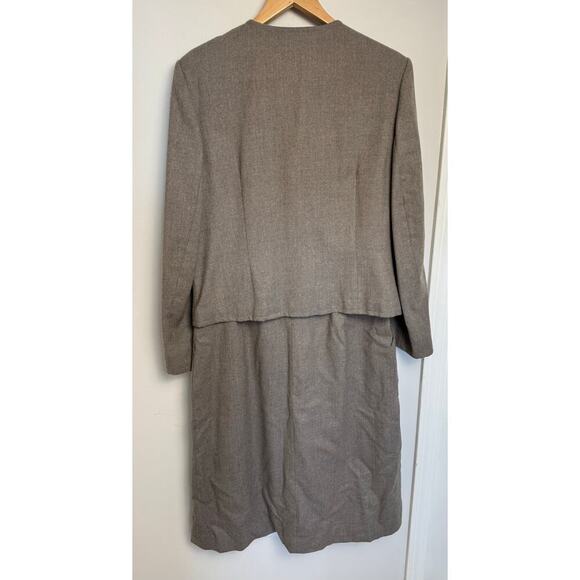 Vintage Midshipman 100% Pure Wool Women Size 16 Blazer, Skirt Size 14 Suit Lined - Picture 4 of 14